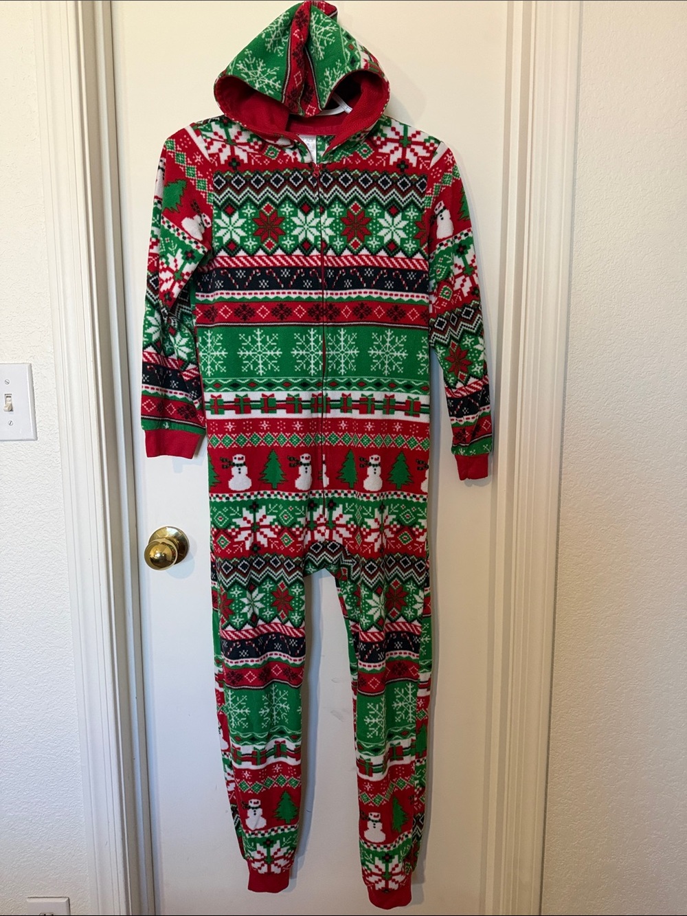 The Children's Place Red & Green Holiday Hooded One-Piece Pajamas